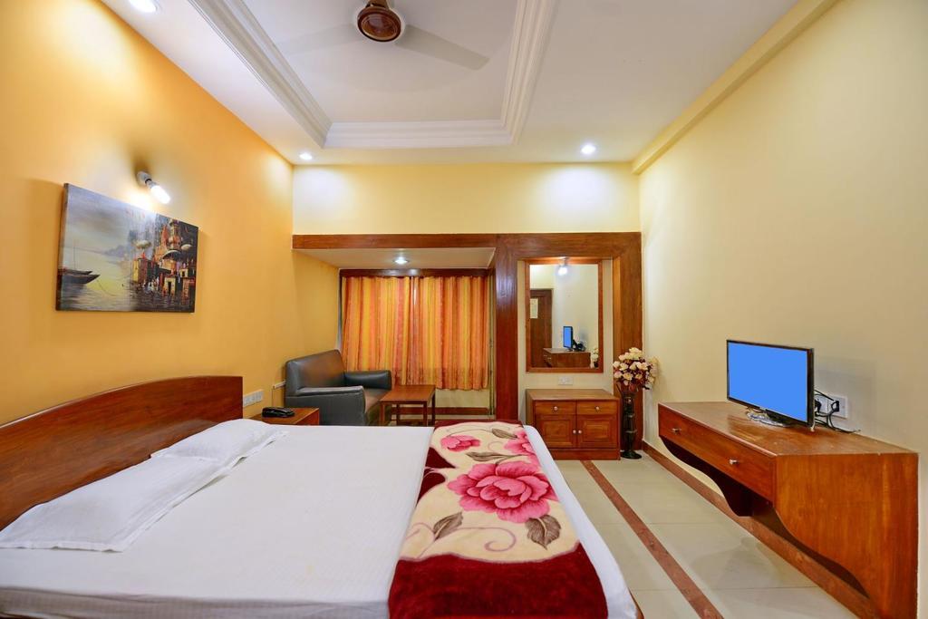 Marina Beach House Hotel Puri Buitenkant foto